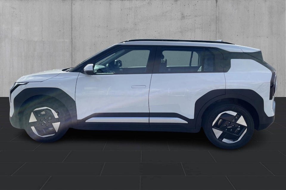 Kia EV3 58 Standard Range Access 5d
