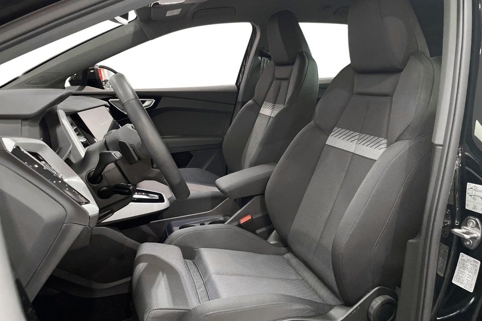 Audi Q4 e-tron 45 S-line 5d