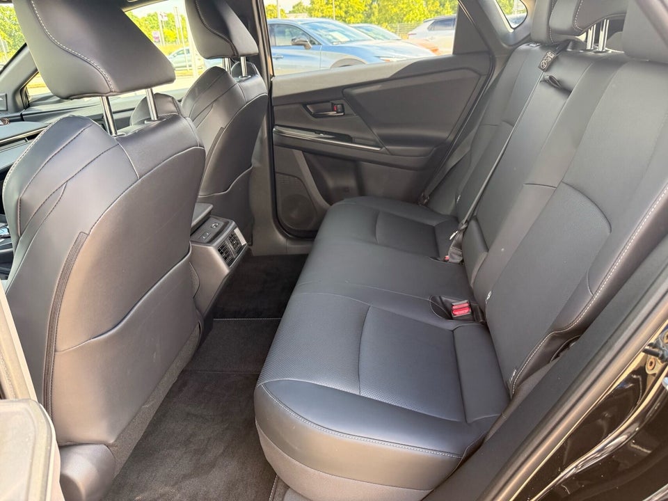 Toyota bZ4X 73 Executive 5d