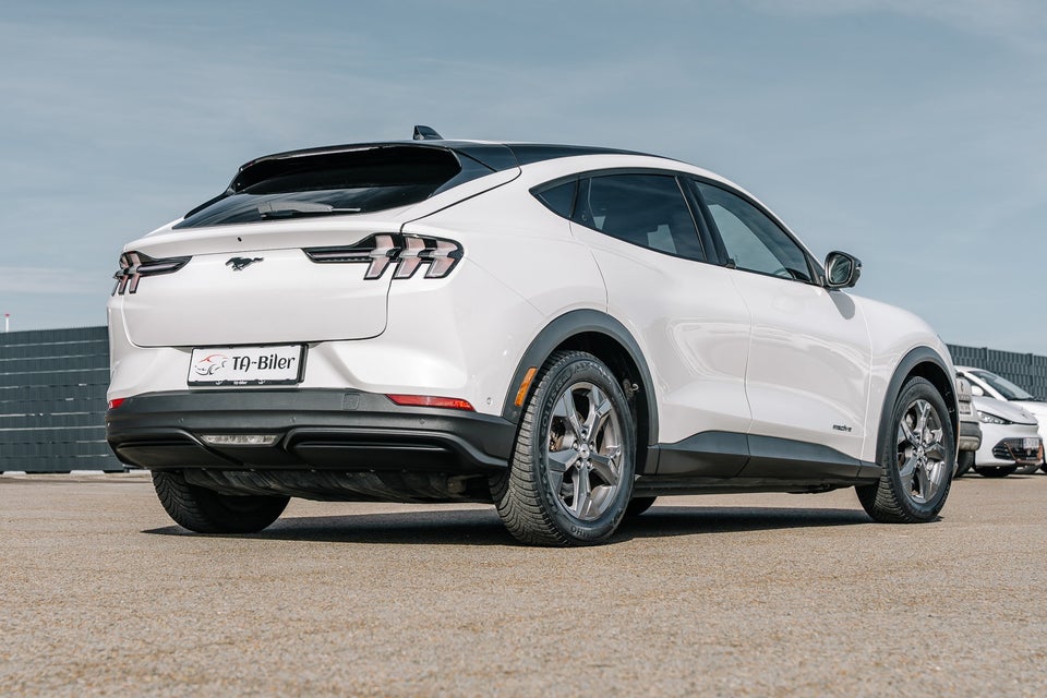 Ford Mustang Mach-E 70 Standard Range 5d