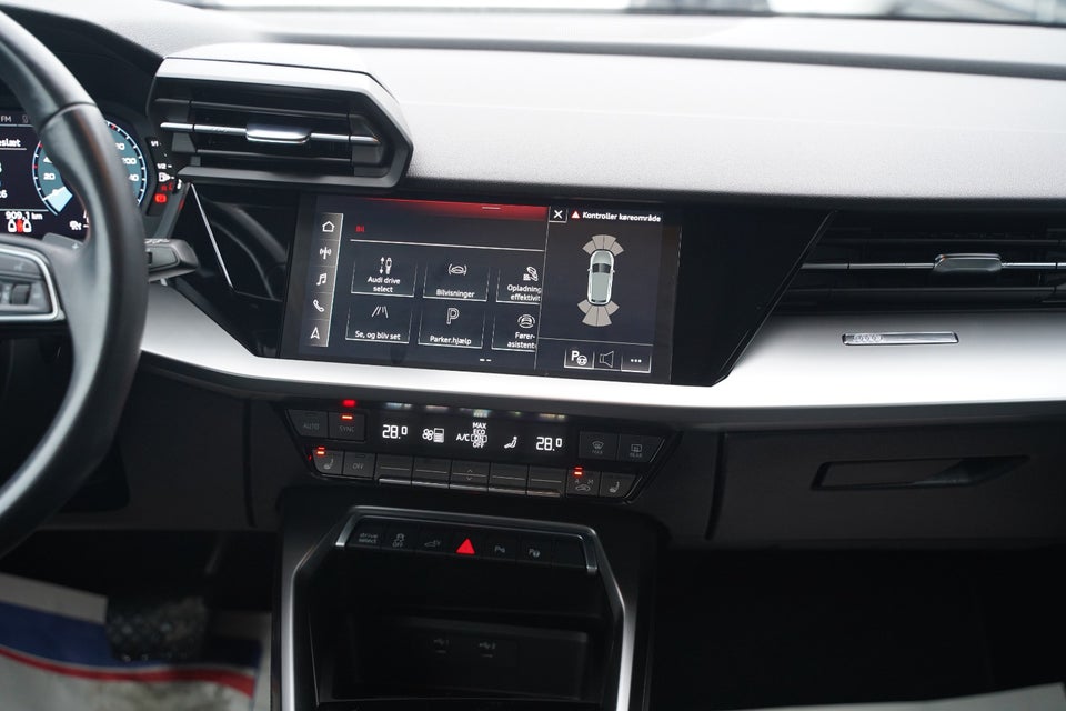 Audi A3 40 TFSi e Sportback S-tr. 5d