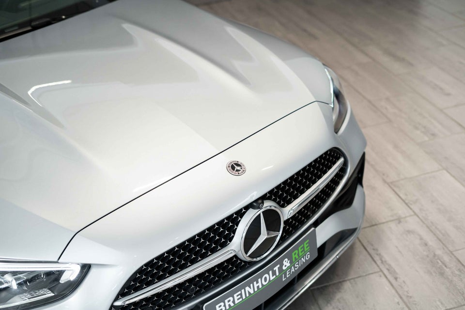 Mercedes C300 e 2,0 AMG Line stc. aut. 5d