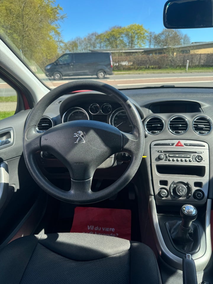 Peugeot 308 1,6 HDi 92 Comfort+ stc. 5d