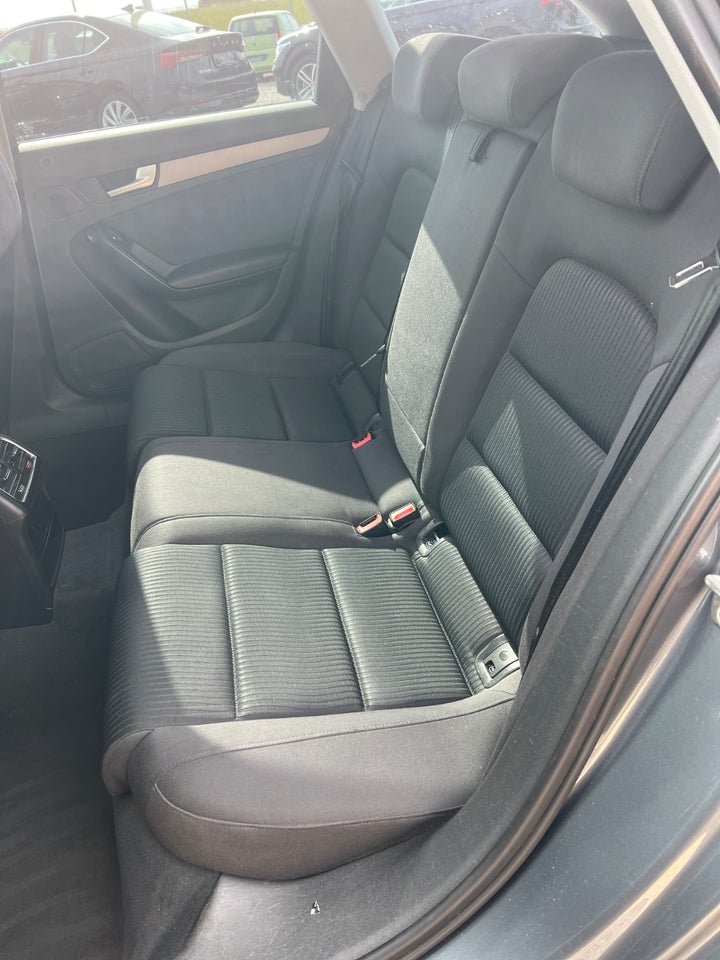 Audi A4 2,0 TDi 136 Ultra S-line Avant 5d