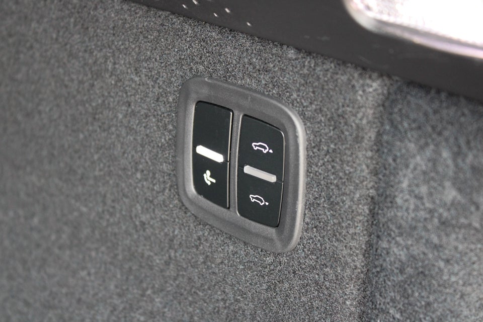 Porsche Macan 4 5d