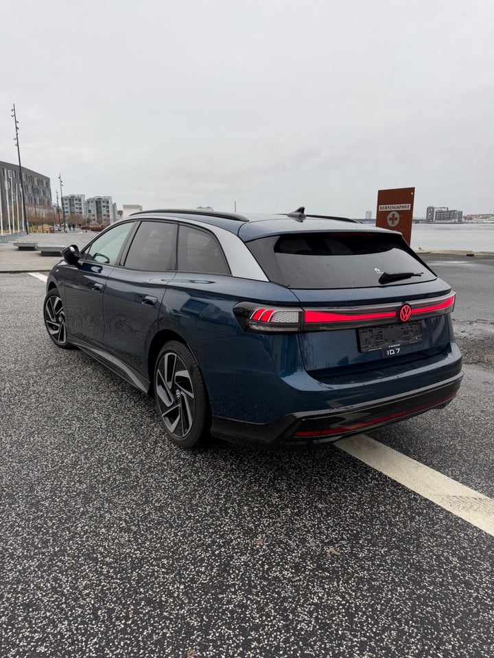 VW ID.7 77 Pro Tourer 5d