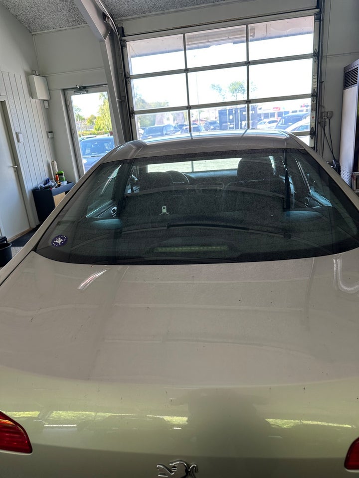 Peugeot 607 2,2 Ibene 4d