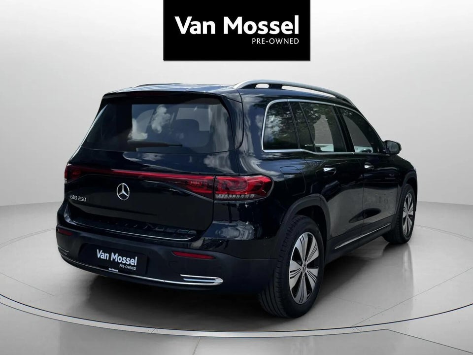 Mercedes EQB250 Progressive 5d