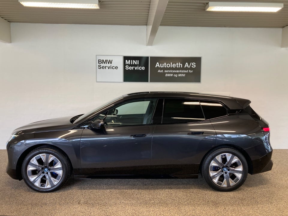 BMW iX xDrive40 Sport 5d