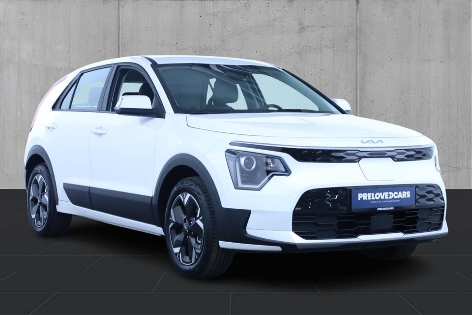 Kia Niro 64 EV Access 5d