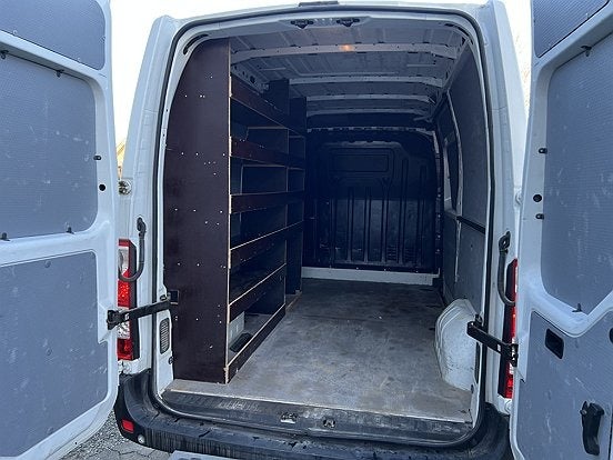 Renault Master III T35 2,3 dCi 145 L2H2 Kassevogn