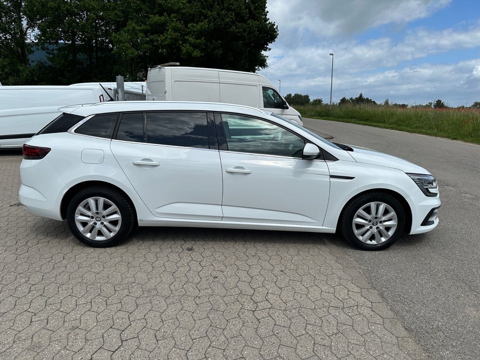 Renault Megane IV 1,5 dCi 115 Equilibre Sport Tourer EDC Van 5d