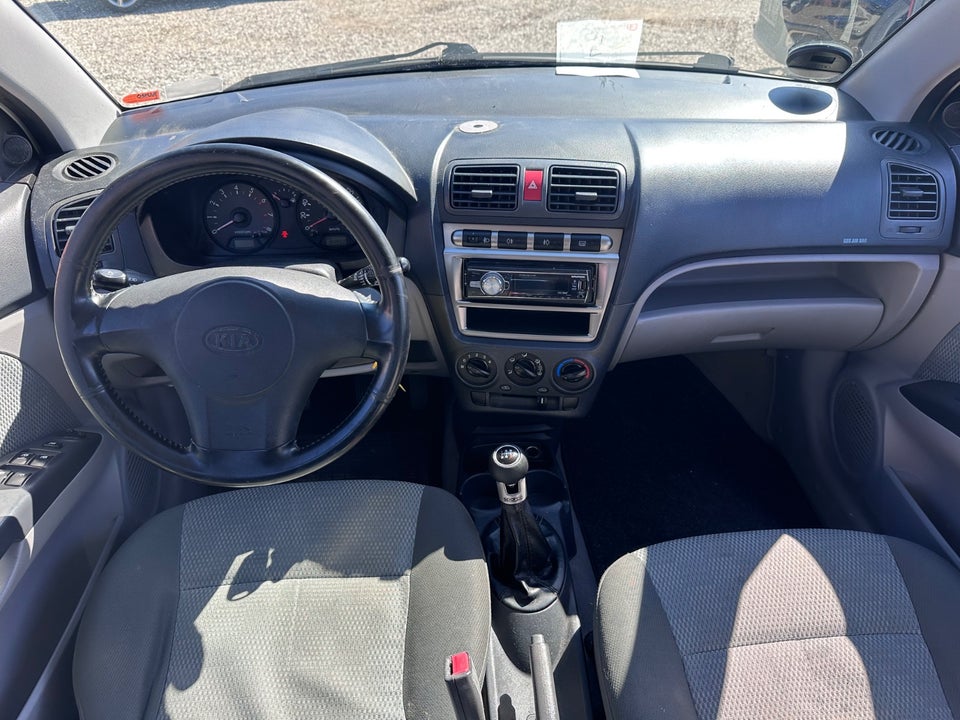 Kia Picanto 1,1 EX 5d