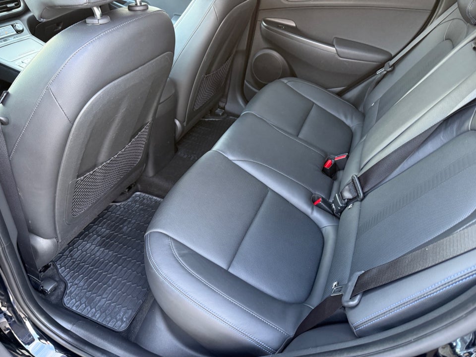 Hyundai Kona 64 EV Ultimate 5d