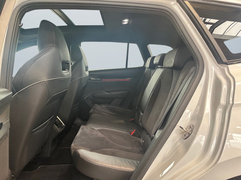 Skoda Enyaq 80 iV Sportline 5d