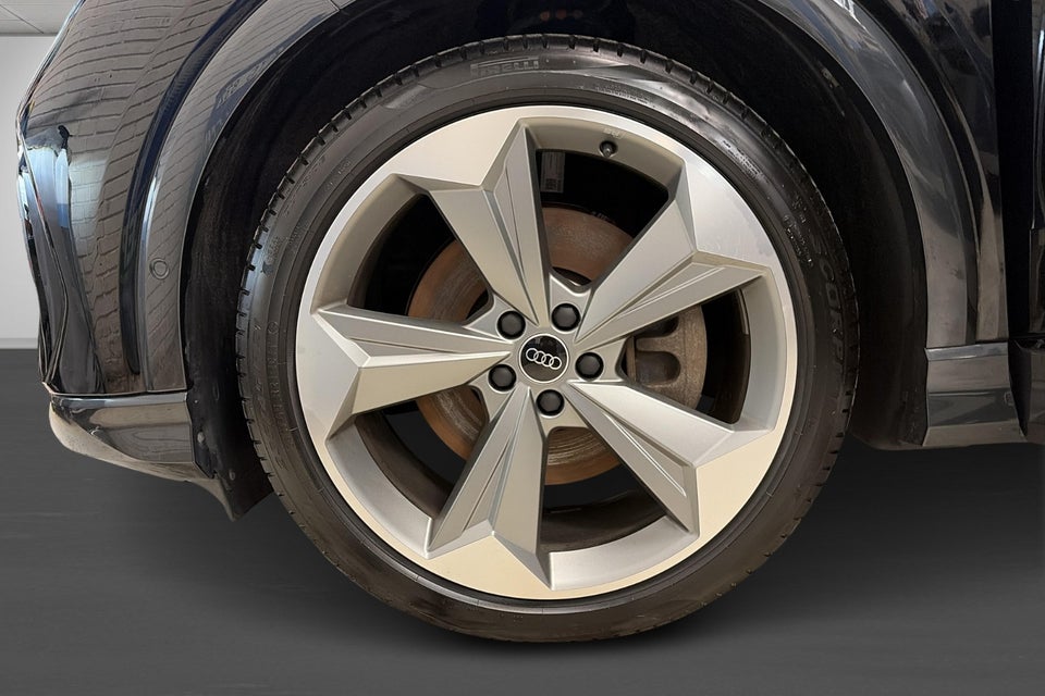 Audi Q4 e-tron 55 S-line Edition quattro 5d