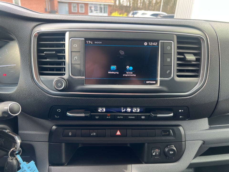Peugeot Expert 2,0 BlueHDi 122 L2 Plus Van