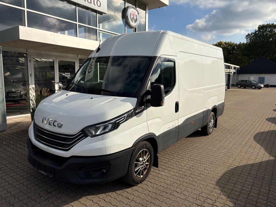 Iveco Daily 3,0 35S18 12m³ Van AG8