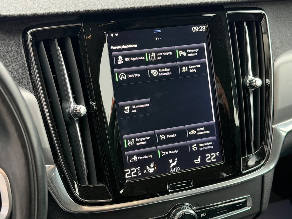 Volvo V90 2,0 D4 190 Momentum aut. 5d