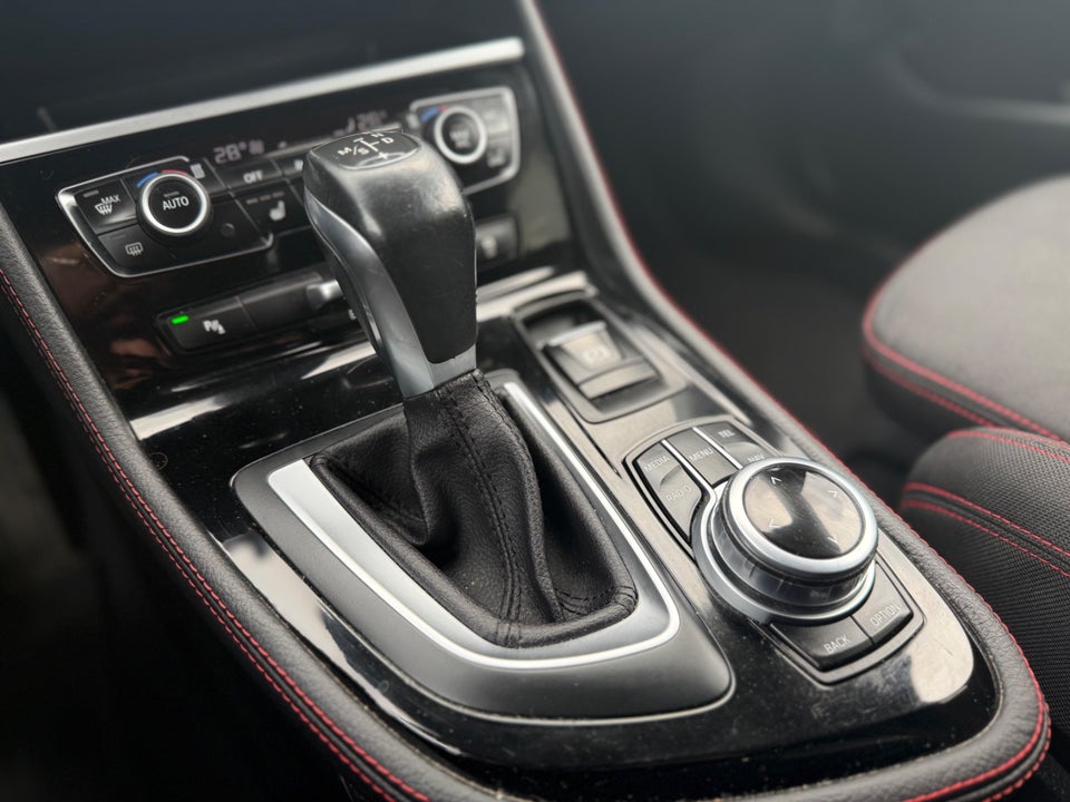 BMW 218d 2,0 Active Tourer Sport Line aut. 5d