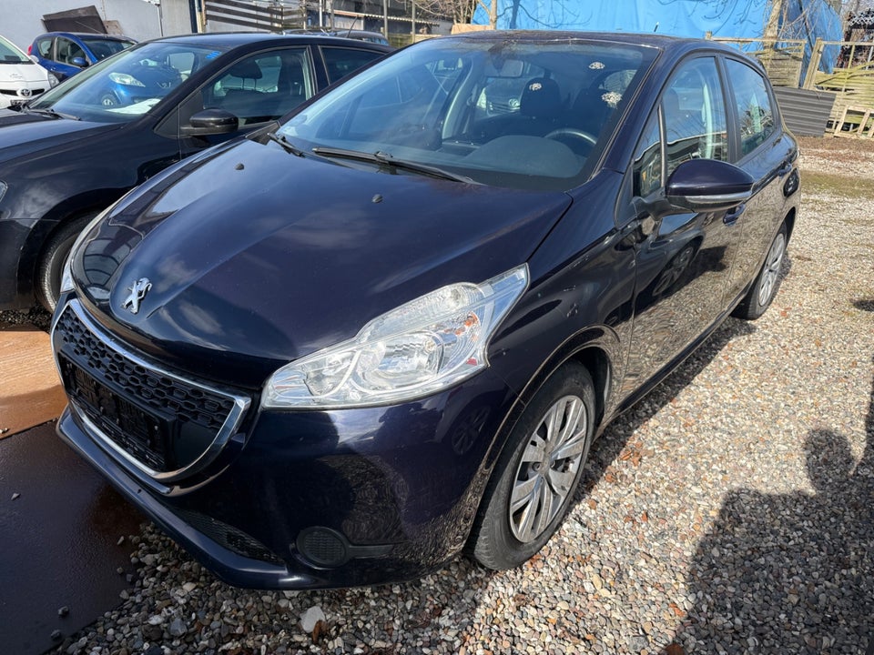 Peugeot 208 1,2 VTi Active 5d