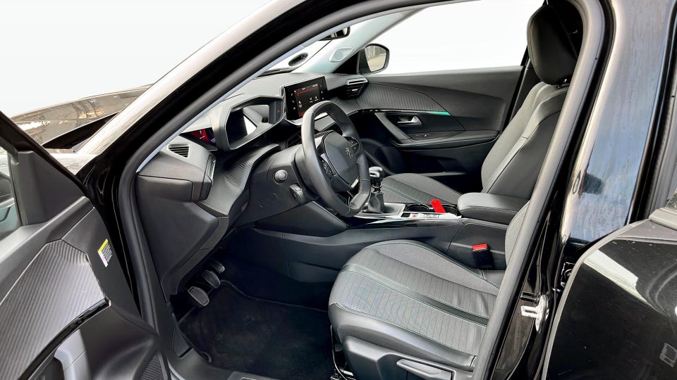 Peugeot 2008 1,2 PureTech 130 Platin Sport 5d