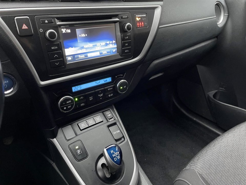 Toyota Auris 1,8 Hybrid H2 Premium Touring Sports CVT 5d