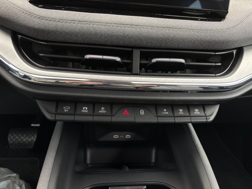 Skoda Enyaq 60 iV Loft 5d