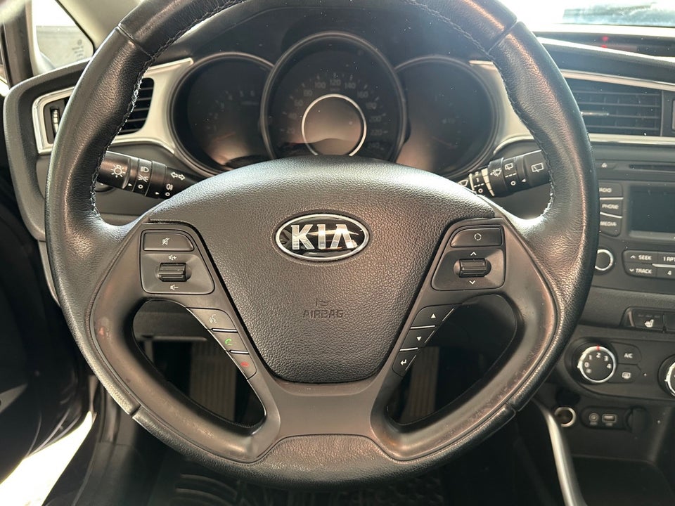 Kia Ceed 1,6 CRDi 136 Style 5d