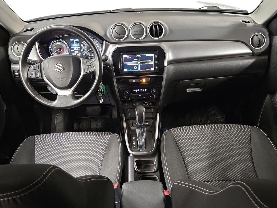 Suzuki Vitara 1,0 Boosterjet Active KUP aut. 5d