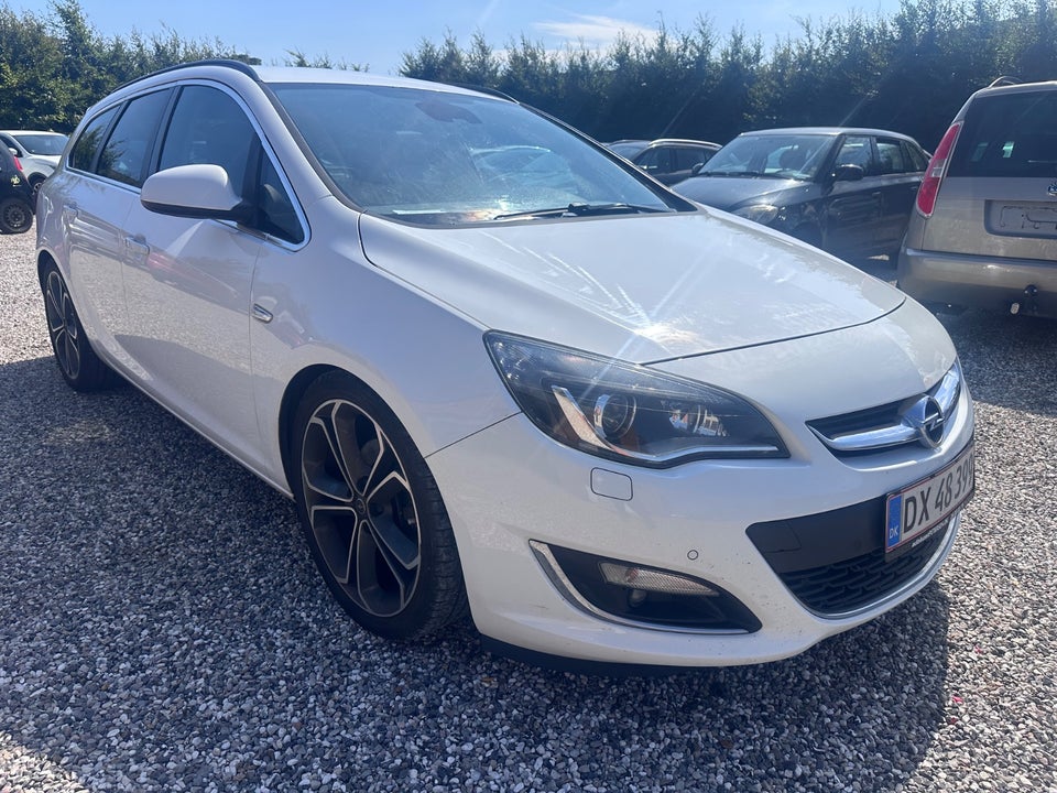 Opel Astra 1,6 CDTi 136 Enjoy Sports Tourer 5d