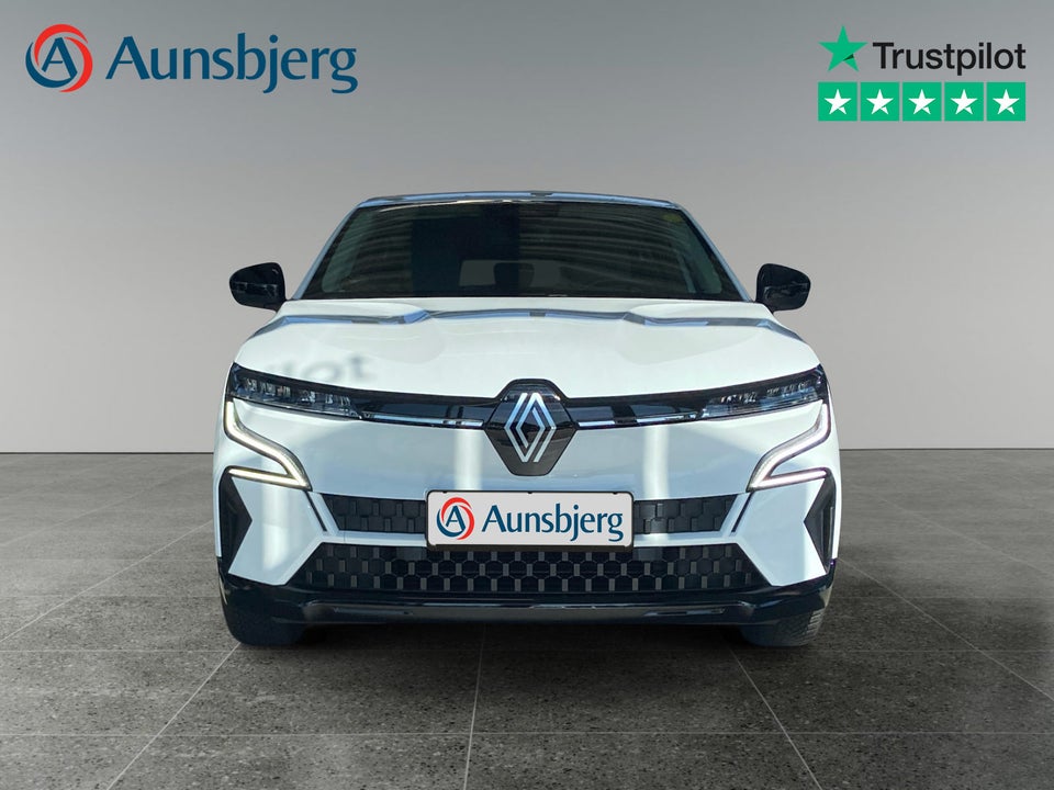 Renault Megane E-Tech 40 Equilibre 5d