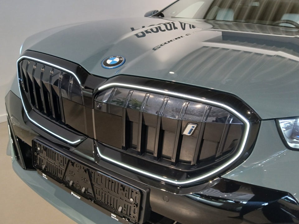 BMW i5 eDrive40 Touring M-Sport Pro 5d