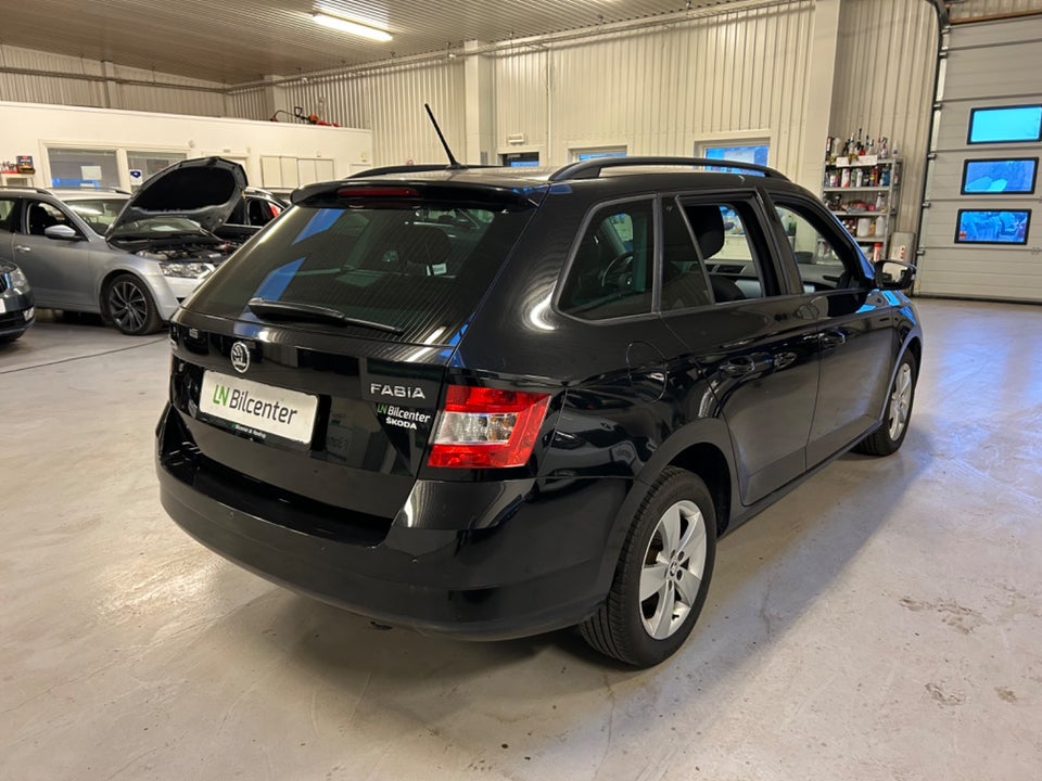 Skoda Fabia 1,0 TSi 95 Ambition Combi 5d