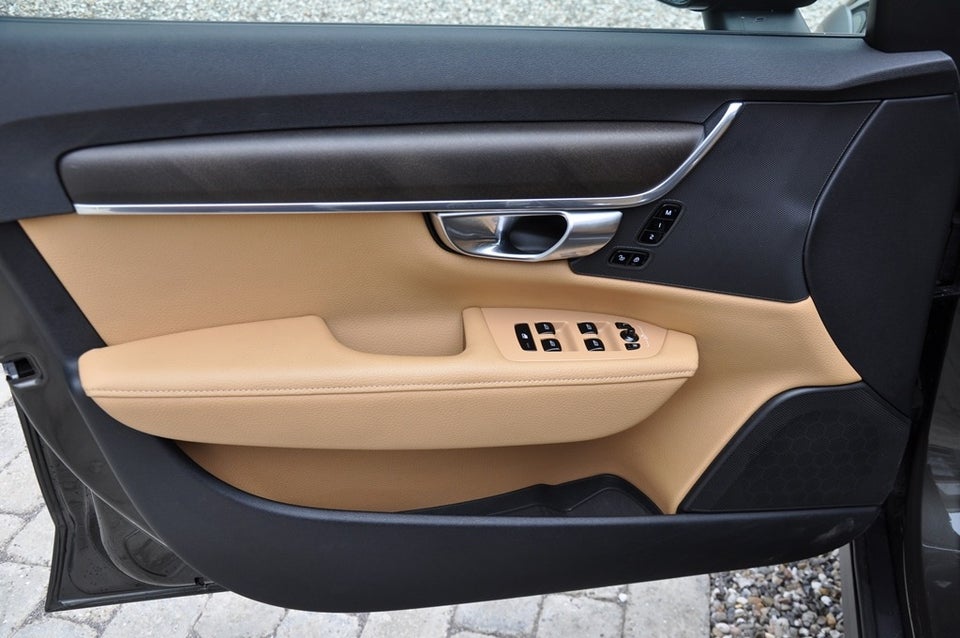 Volvo V90 CC 2,0 D4 190 Pro aut. AWD 5d