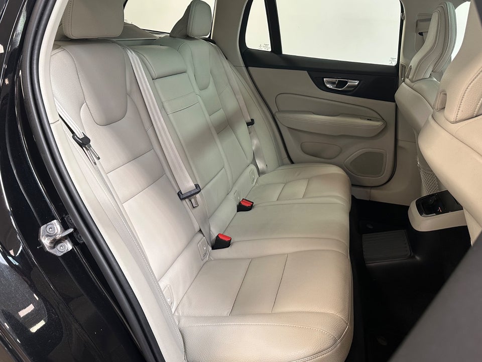 Volvo V60 2,0 T6 ReCharge Inscription aut. AWD 5d