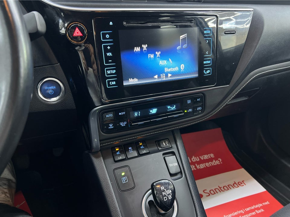 Toyota Auris 1,8 Hybrid H2 Comfort Touring Sports CVT 5d