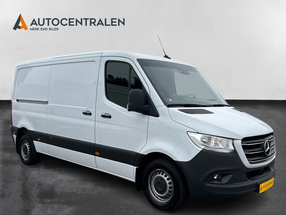 Mercedes Sprinter 215 2,0 CDi A1 Kassevogn aut. FWD