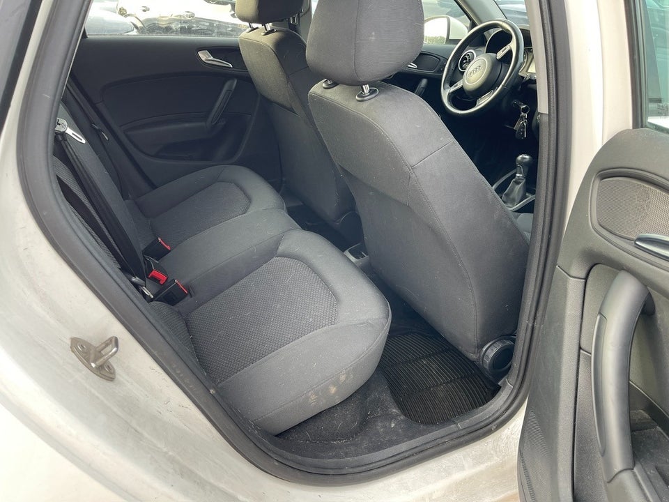 Audi A1 1,0 TFSi 95 Sportback 5d