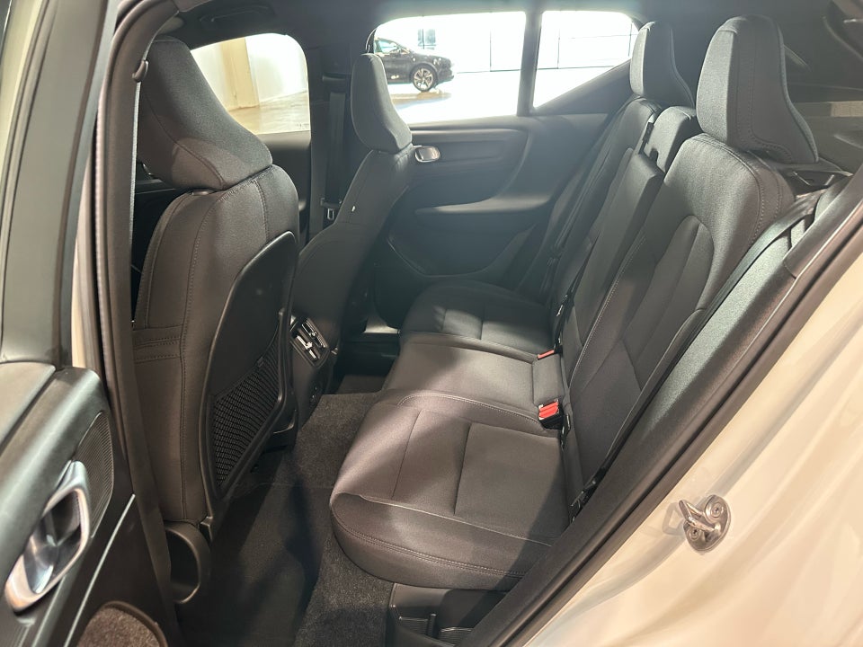 Volvo XC40 ReCharge Plus 5d