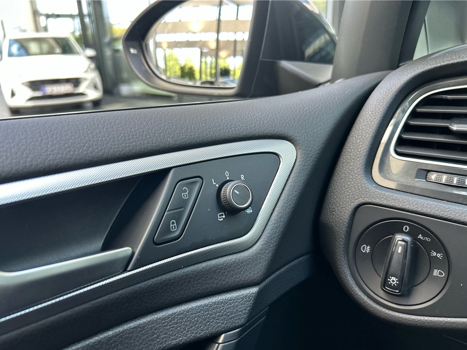 VW Golf VII 1,0 TSi 85 Trendline 5d