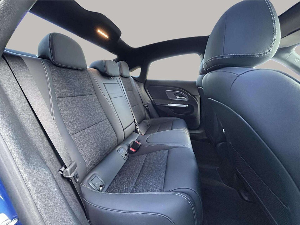 Mercedes CLA250+ electric Progressive Advance Plus 4d