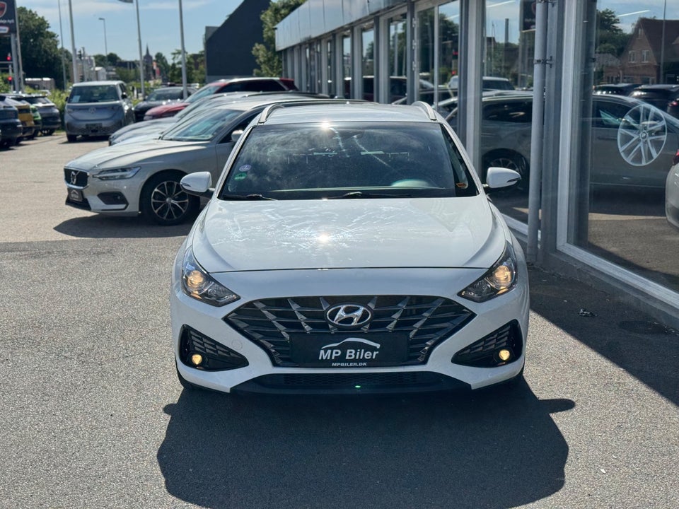 Hyundai i30 1,0 T-GDi Essential stc. 5d