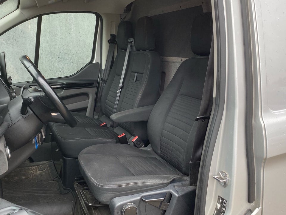 Ford Transit Custom 340 L2 2,0 TDCi 170 Limited aut.