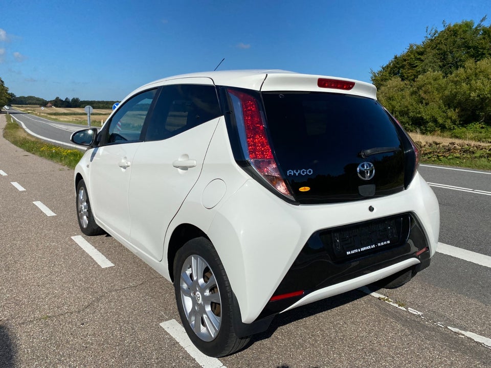 Toyota Aygo 1,0 VVT-i x-cellence 5d