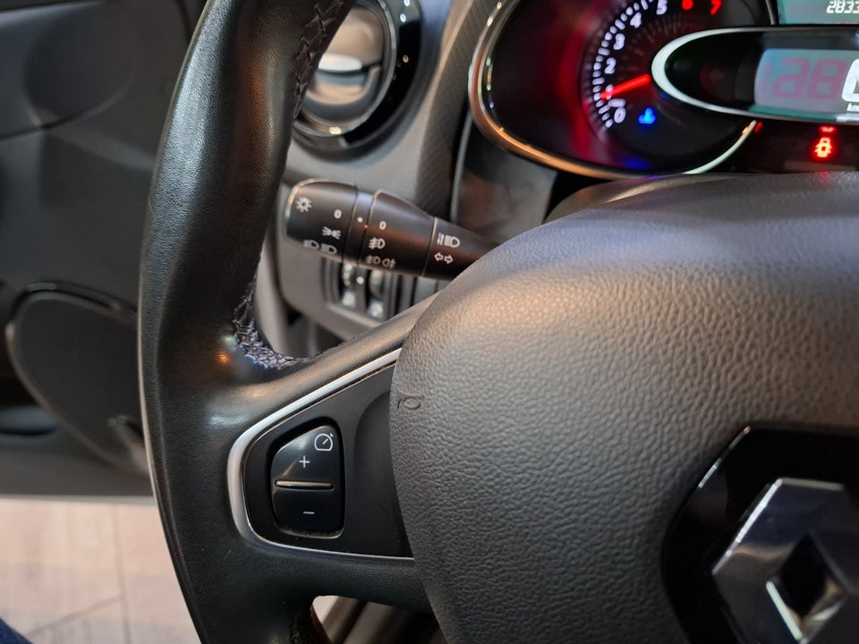 Renault Clio IV 0,9 TCe 90 Zen Sport Tourer 5d