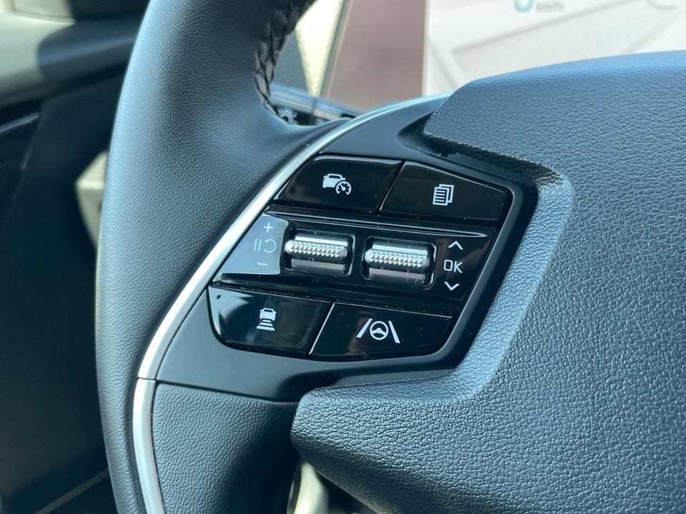 Kia EV6 77 Long Range Upgrade 5d