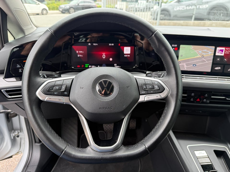 VW Golf VIII 1,4 eHybrid DSG 5d