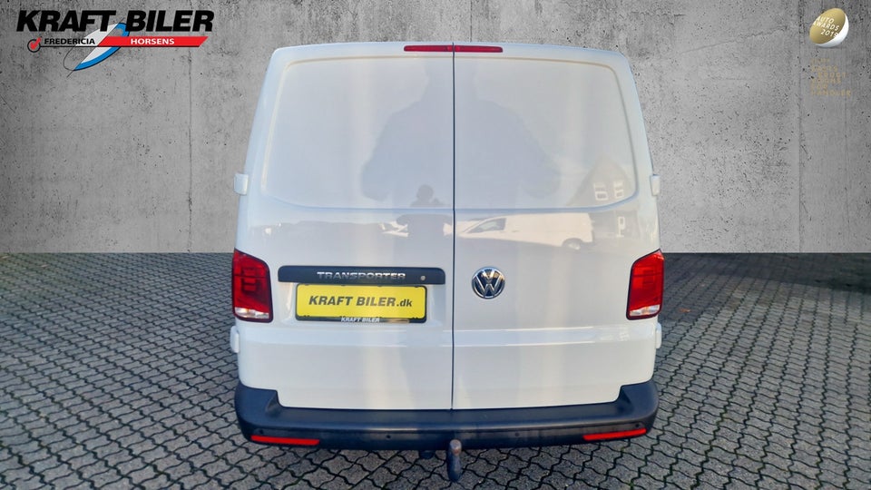 VW Transporter 2,0 TDi 110 Kassevogn lang
