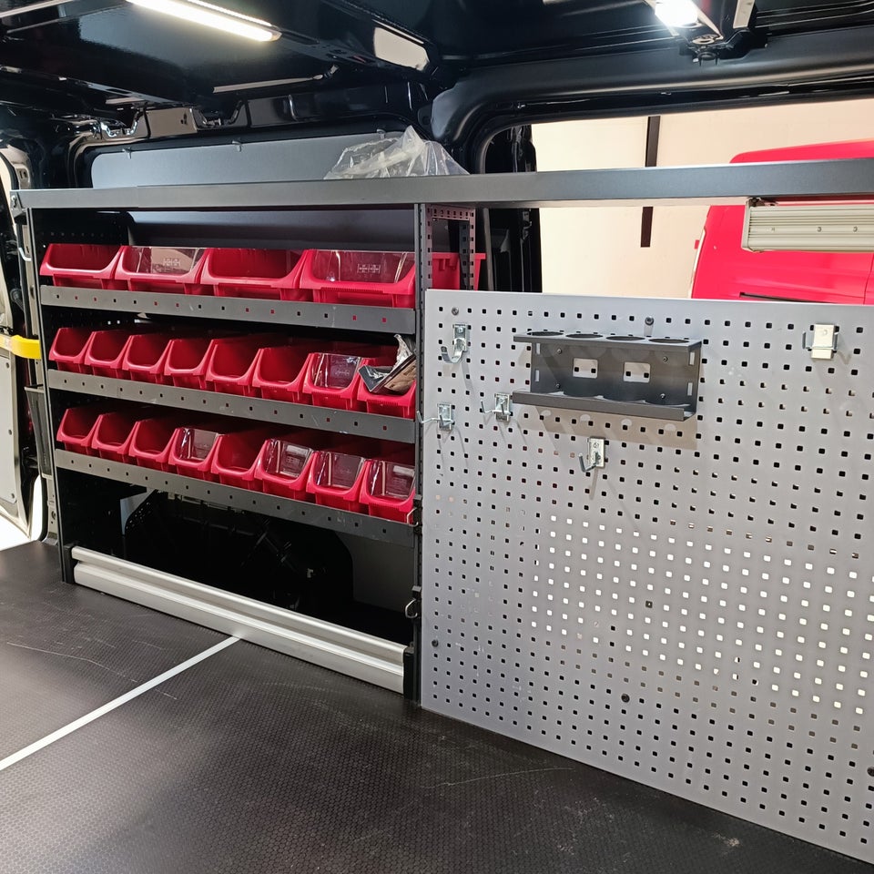 Ford Transit Custom 320L 2,0 TDCi 170 Sport aut.